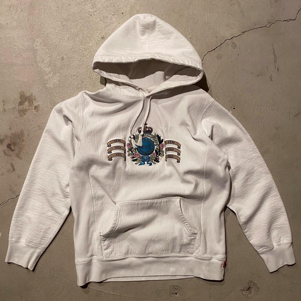 Supreme 2024 crest hoodie