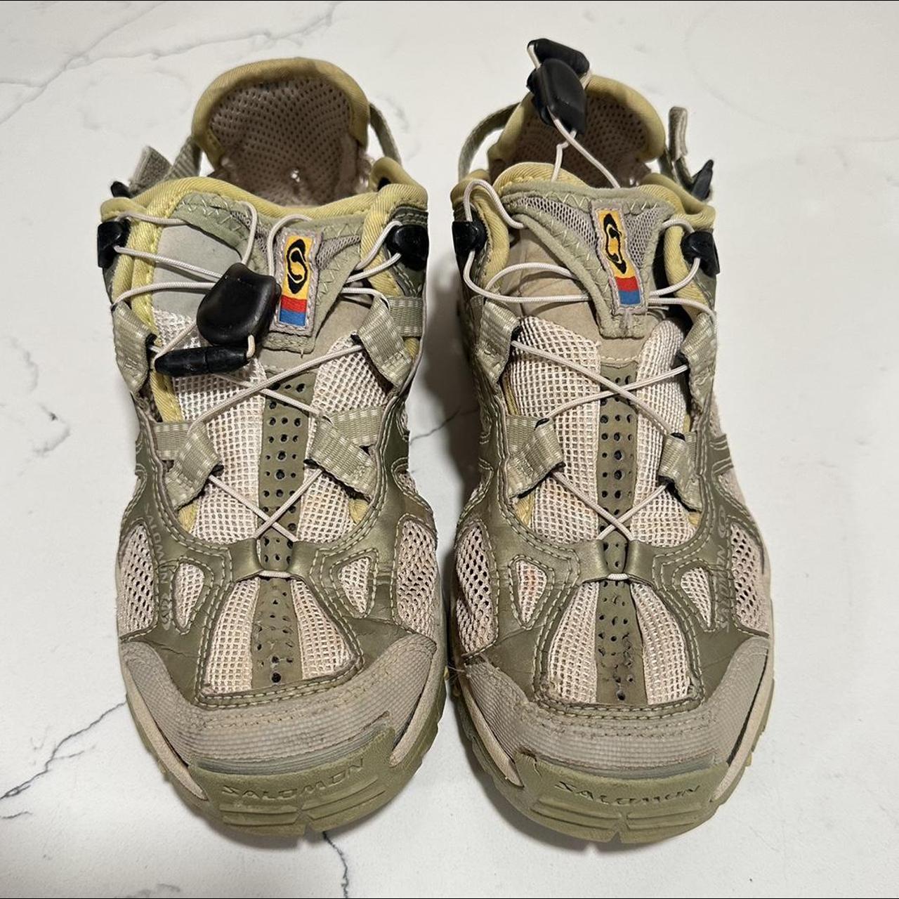 salomon hiking shoes womens