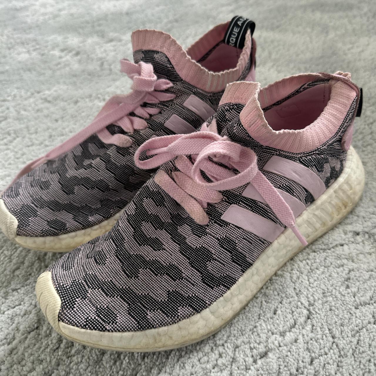 Adidas boost workout shoes. Gray and light pink