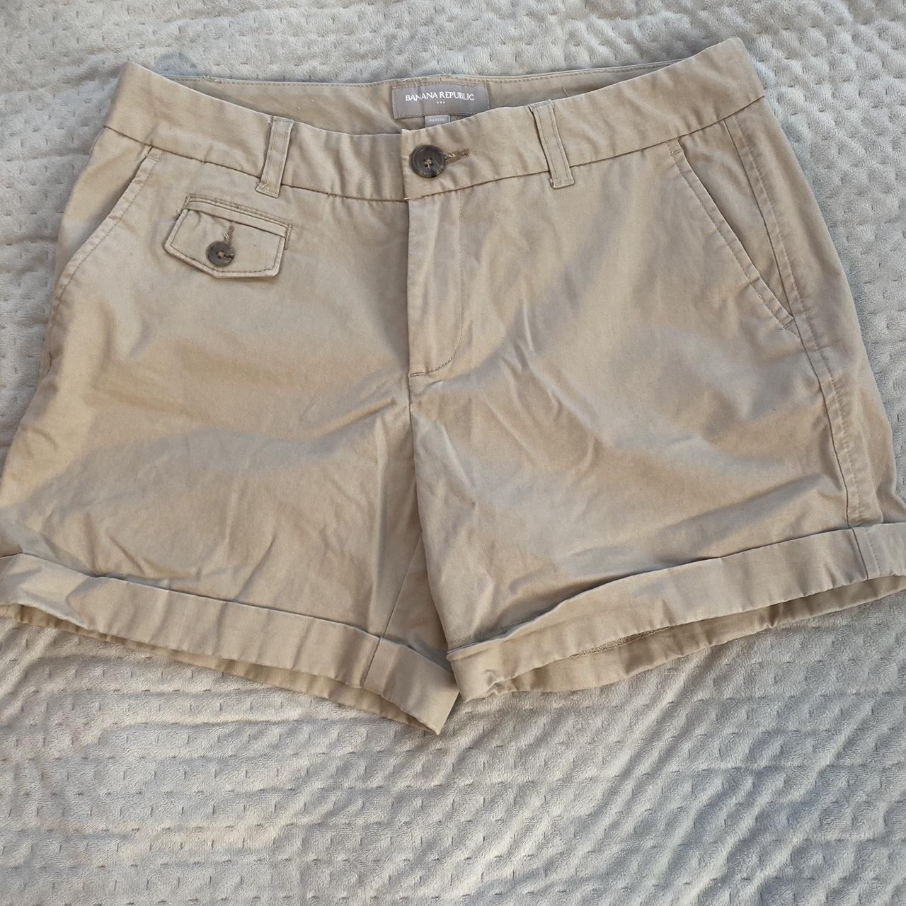 Banana Republic Women's Shorts | Depop