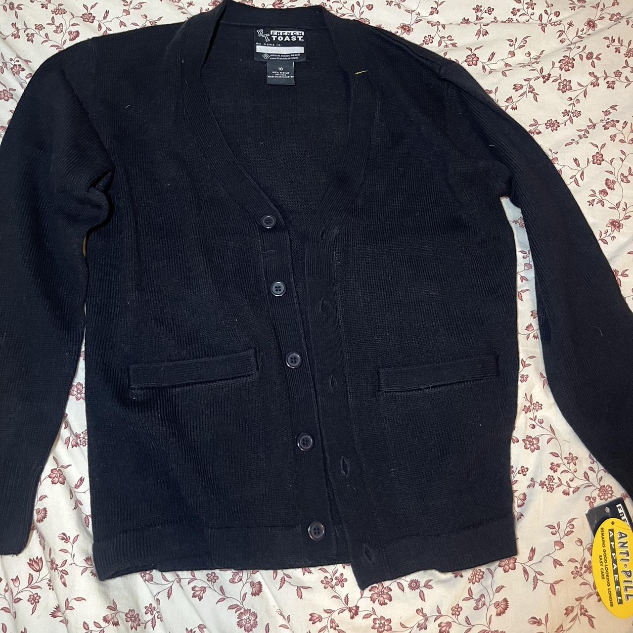 a nice oversized navy cardigan with two pockets and... Depop