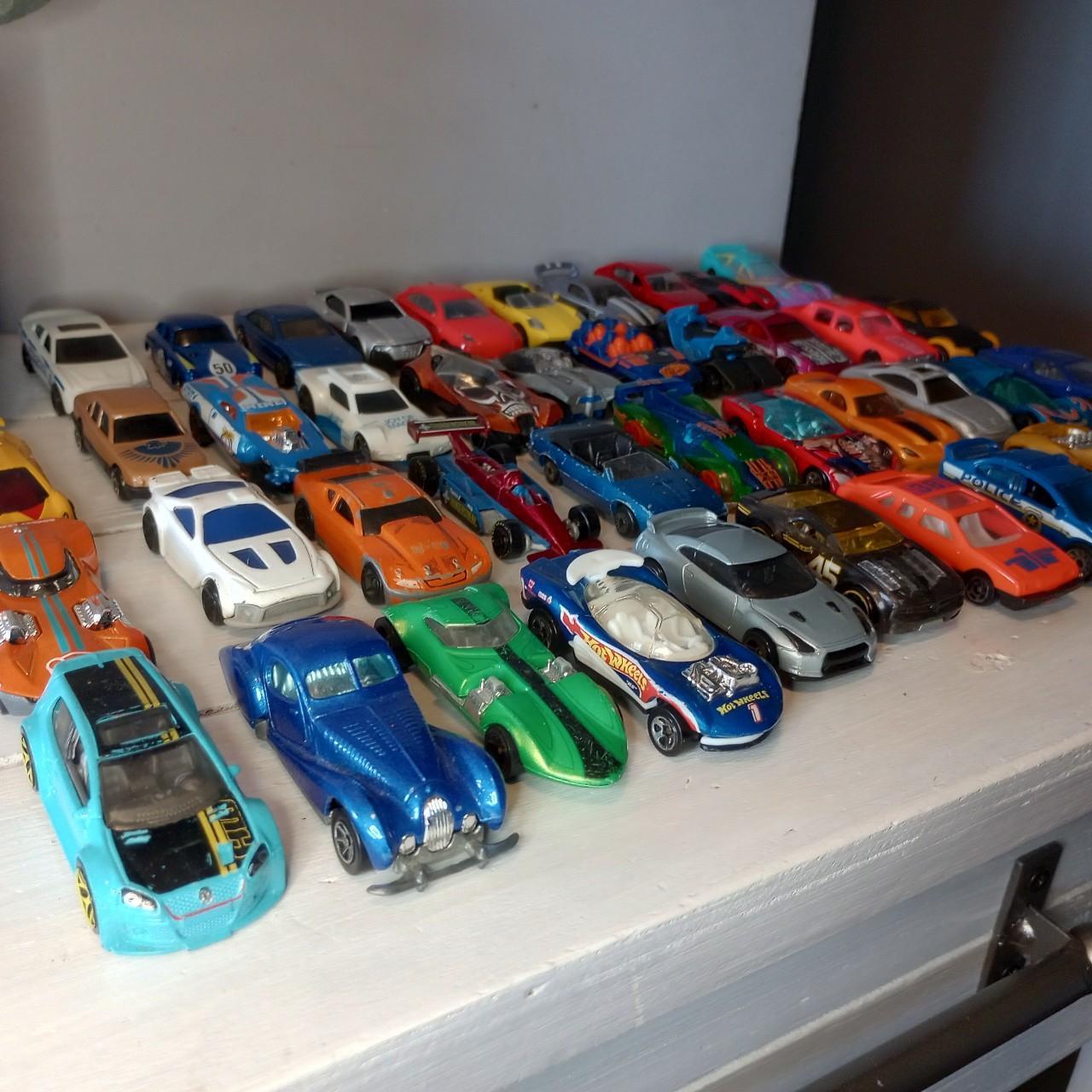 DIECAST CAR LOT HOTWHEELS,MATCHBOX,NASCAR LOT deals