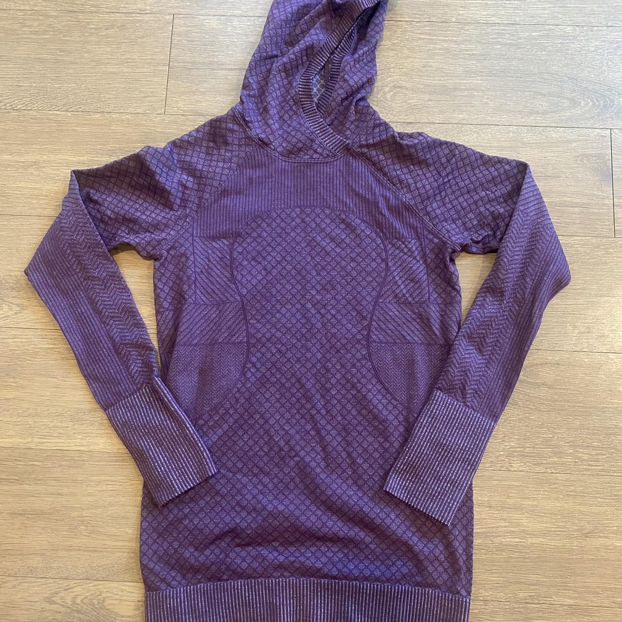 super cute fitted lululemon purple long sleeve! in... - Depop