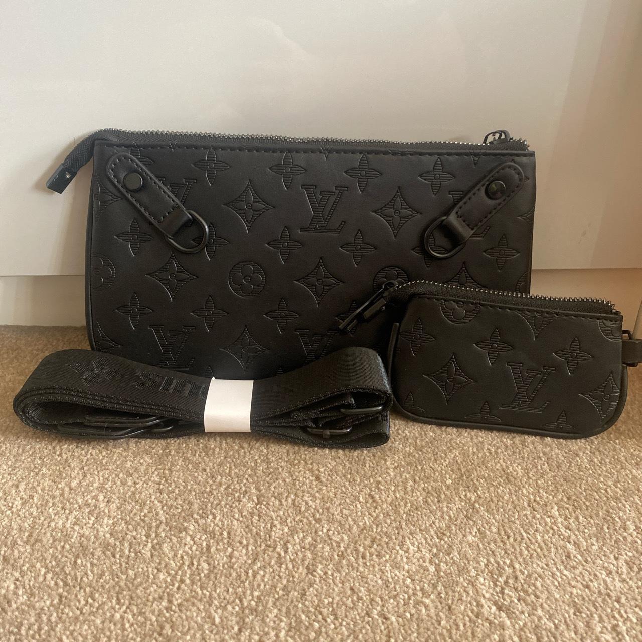 Lv black trio messanger - Depop