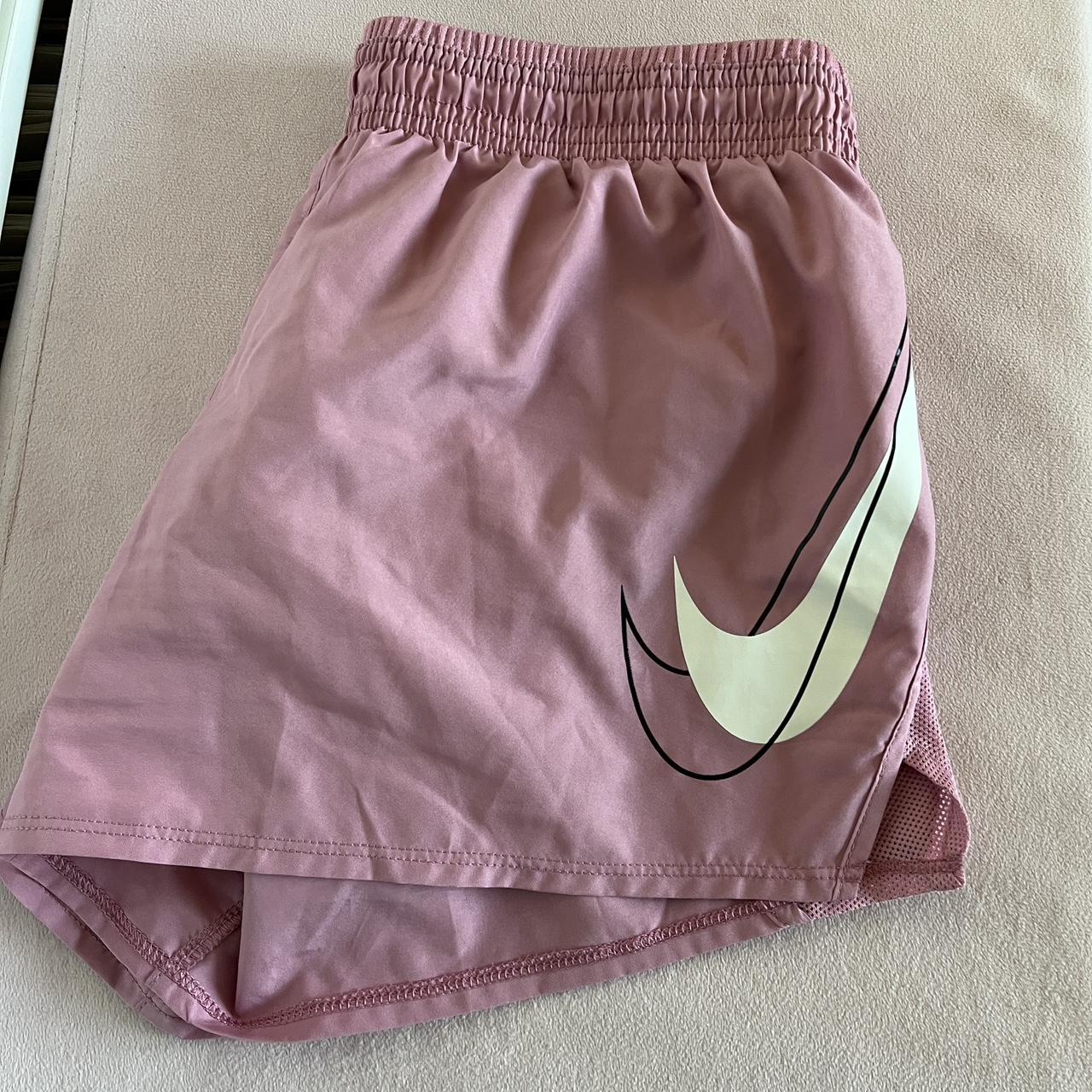 mens nike shorts pink