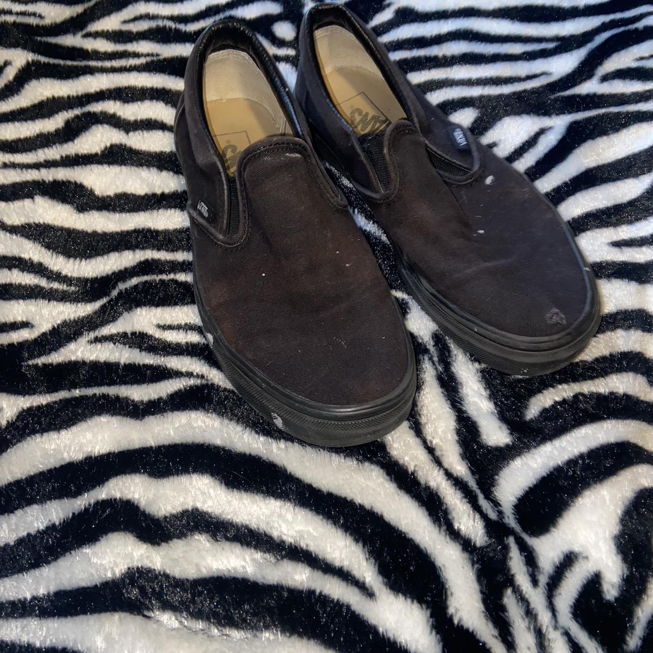 low top nikes that look like vans