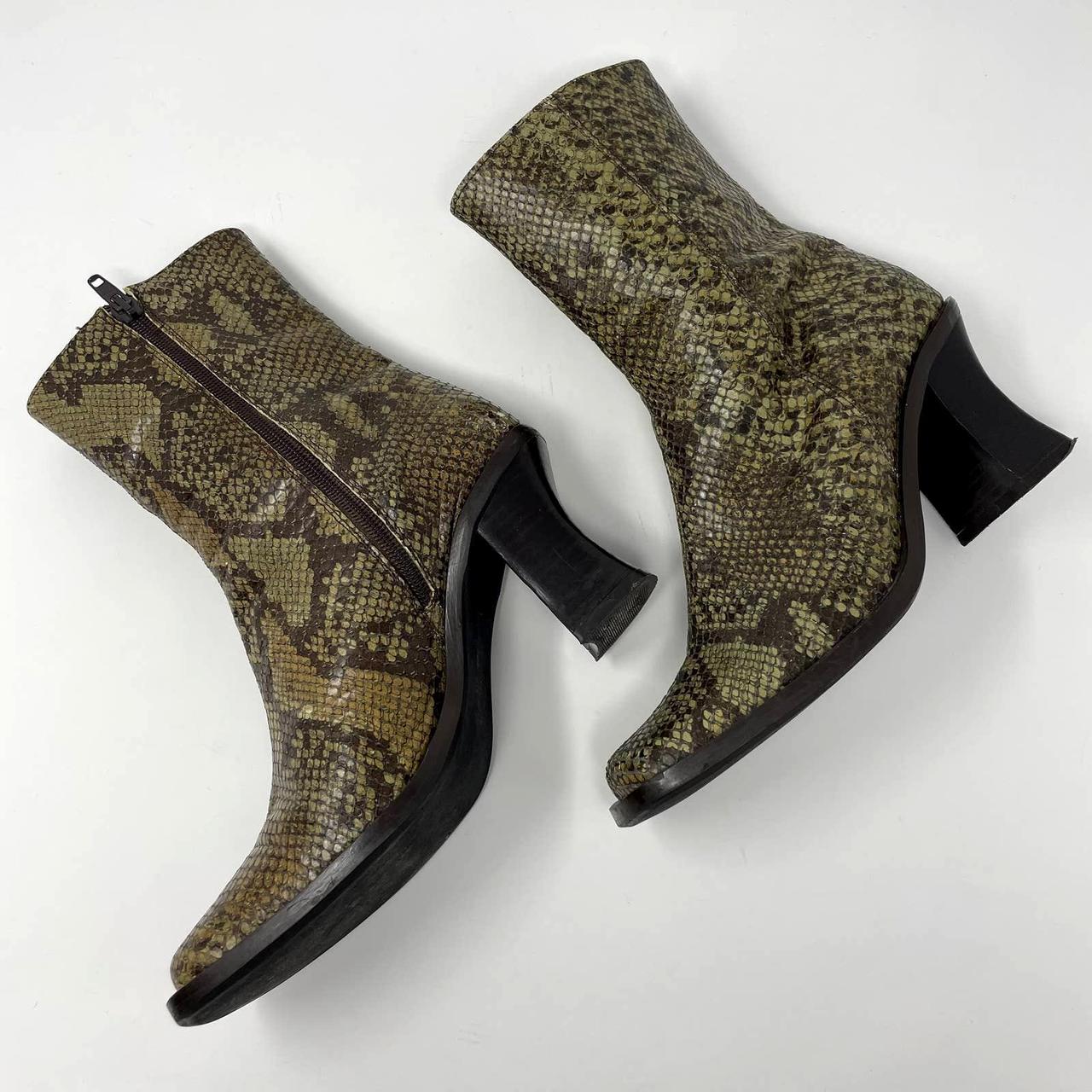 Square toe clearance snakeskin boots