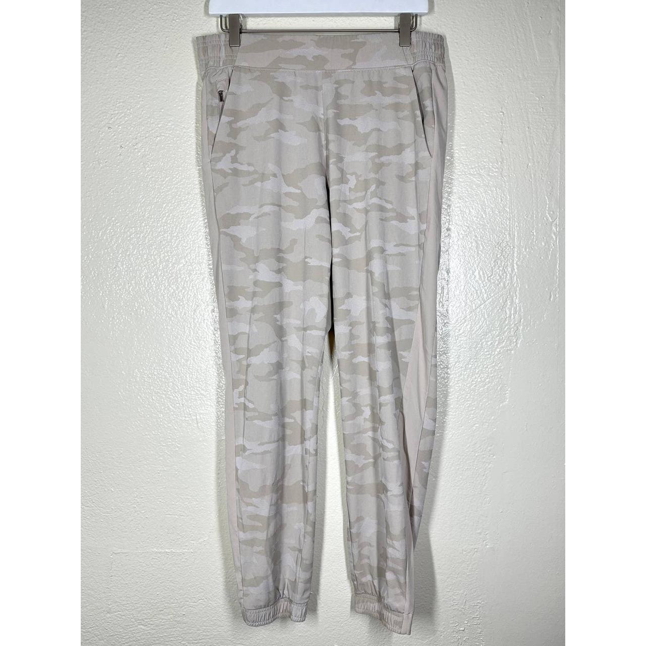 Brooklyn camo online jogger