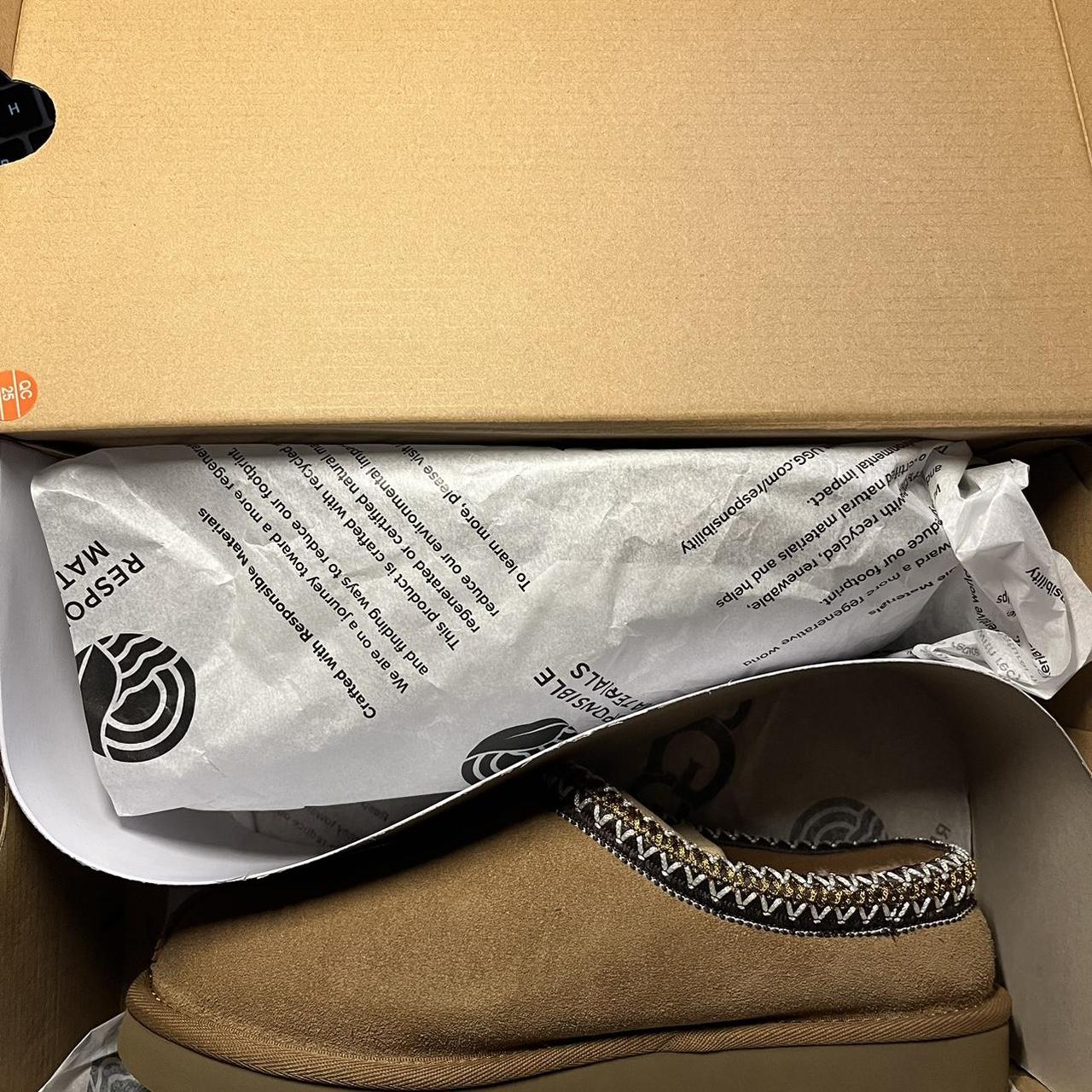 Ugg hot sale tasman sizing