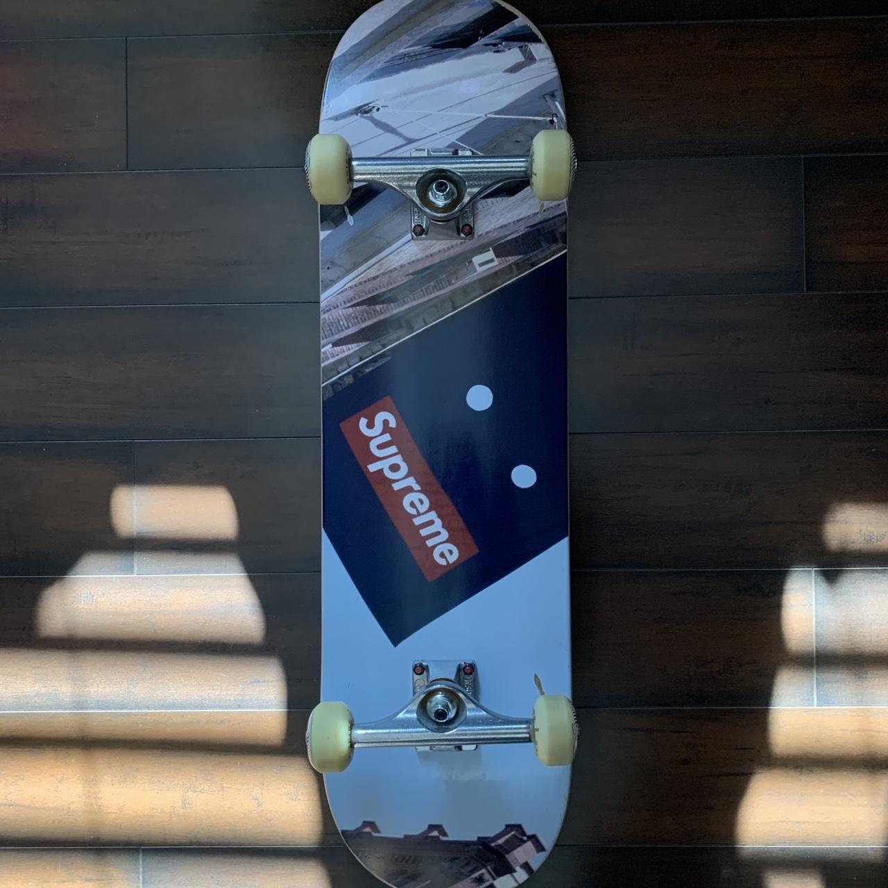 Supreme Banner Skateboard Photo+climax77.fr