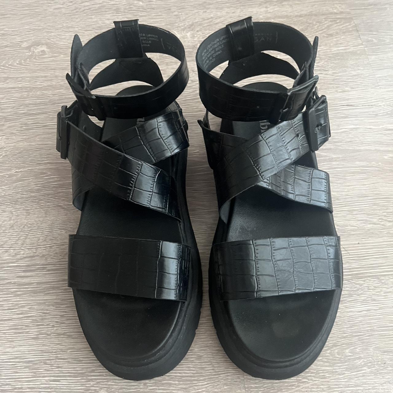 Size discount sandal rubi