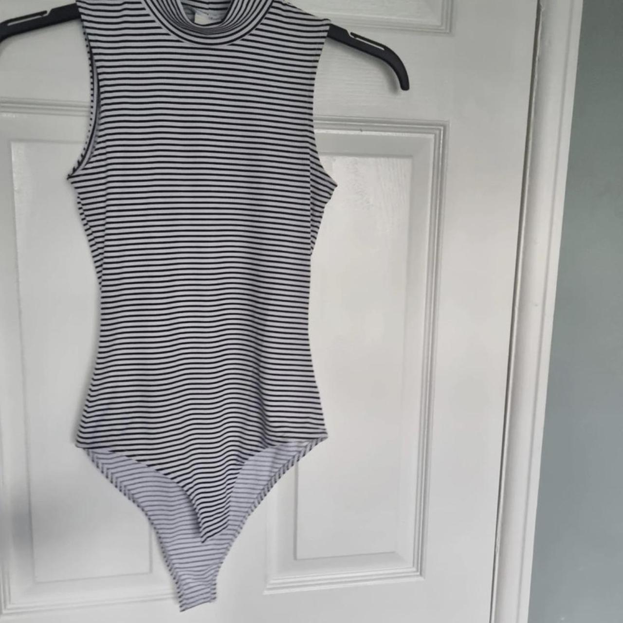 H&M Women's Bodysuit Depop