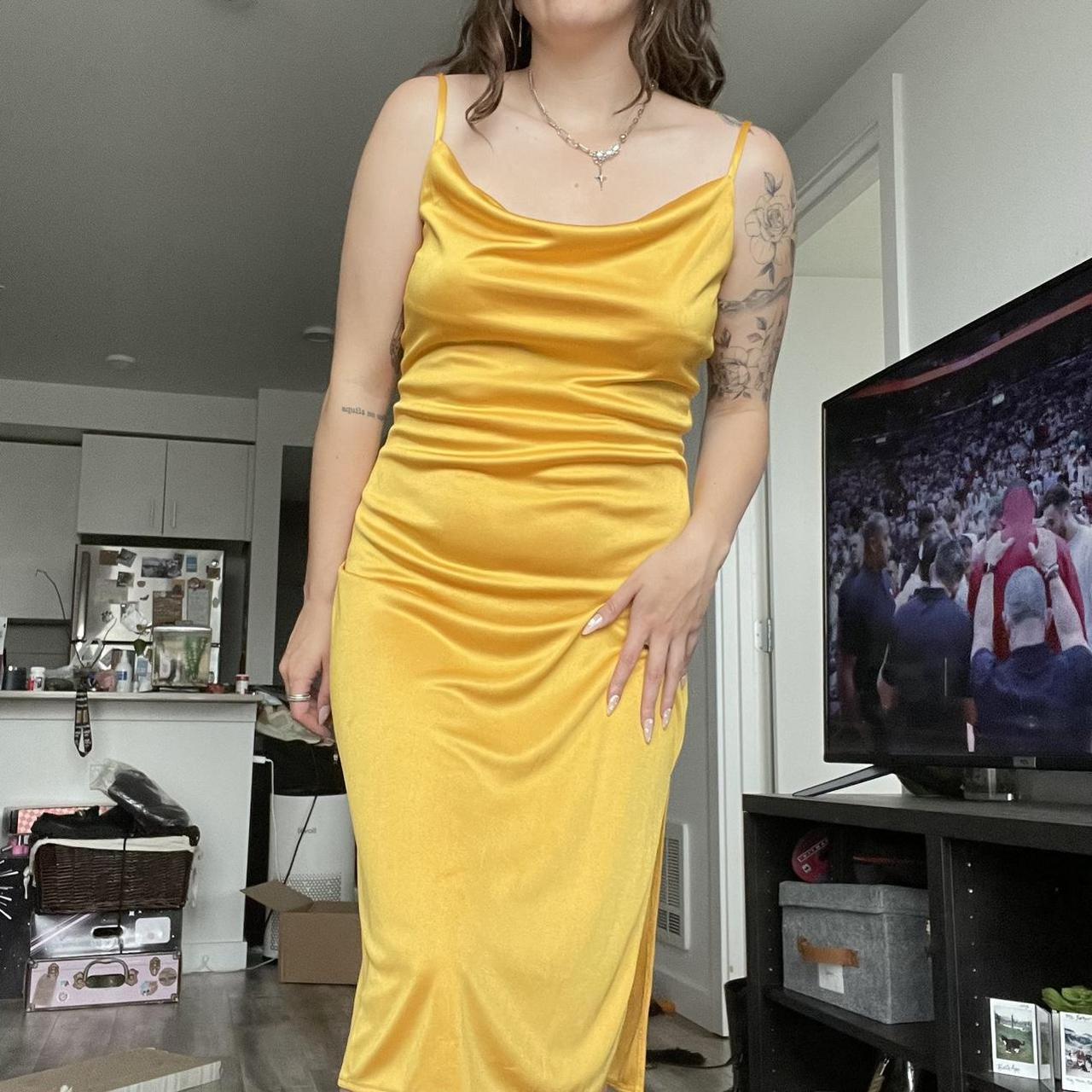 H&m yellow hotsell midi dress