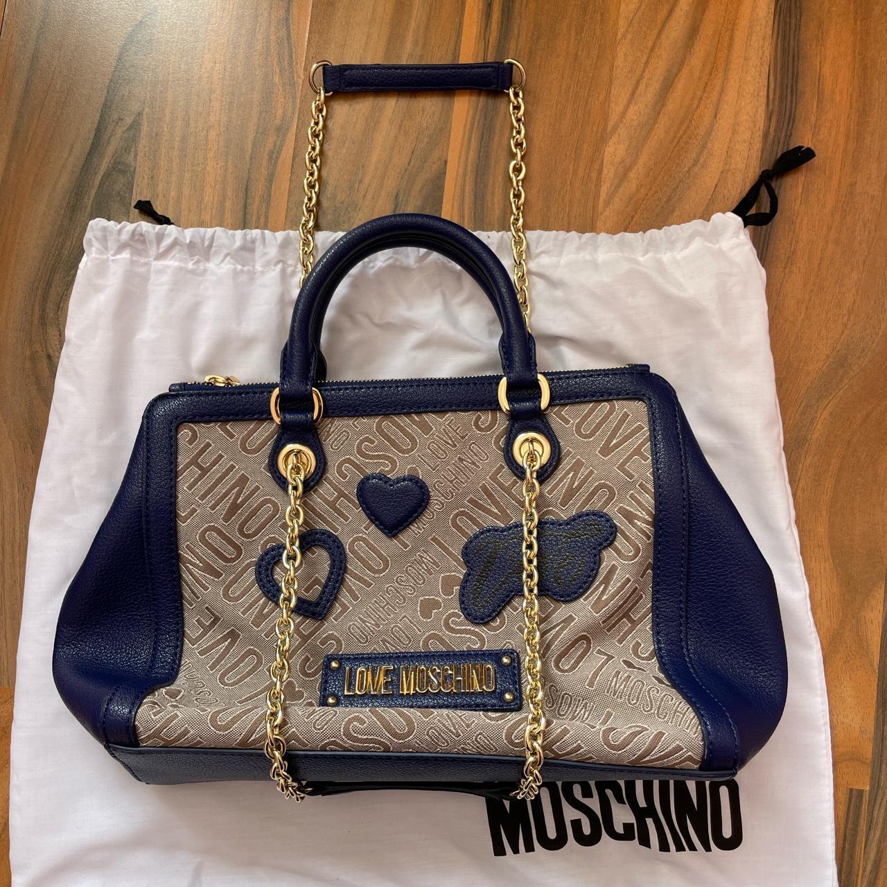 Love Moschino hand bag comes with original dust bag Depop