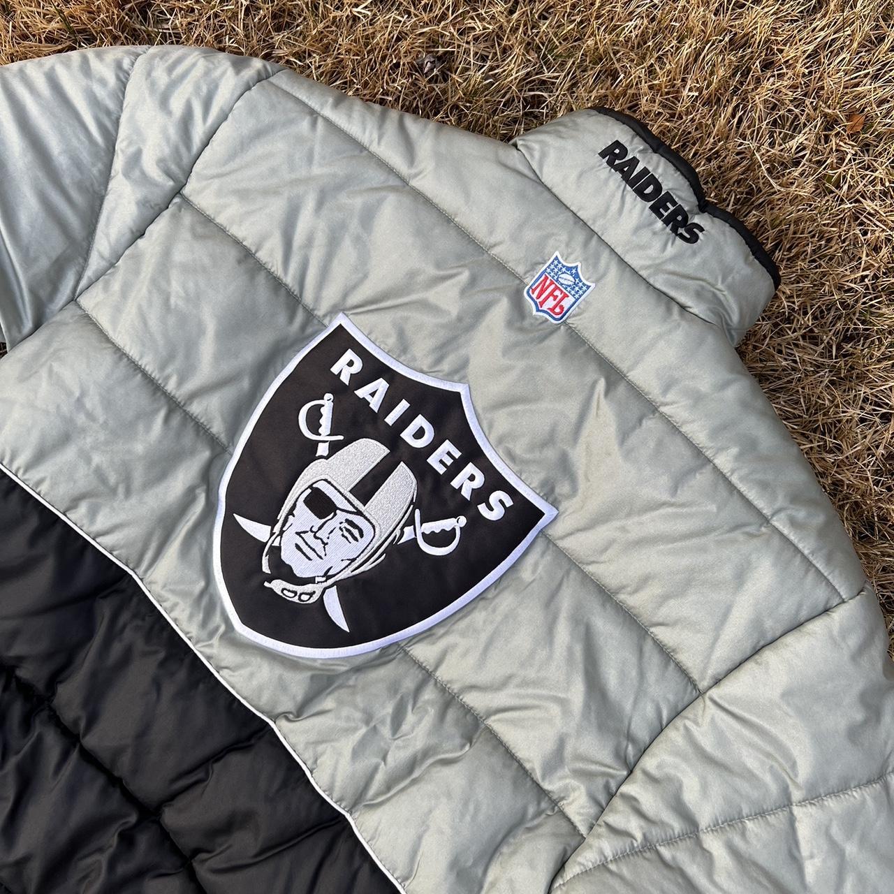 Vintage 90s Black Raiders Logo 7 Game Day Puffer - Depop