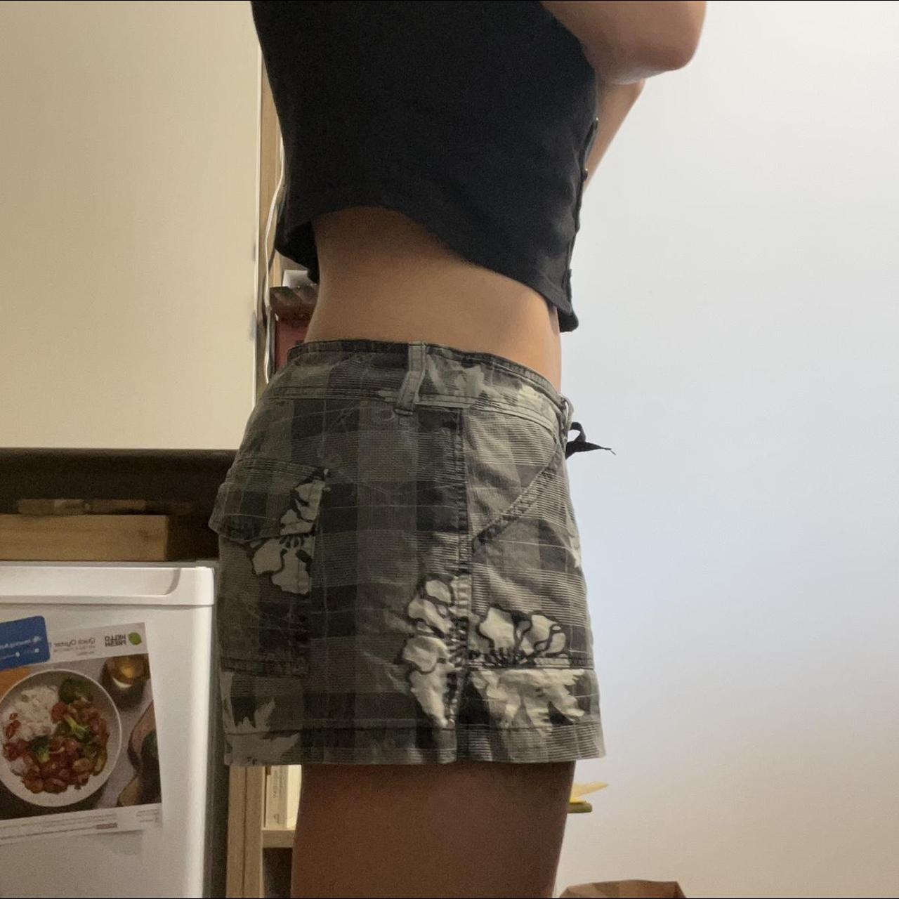 Lowrise y2k 2000s surf booty billabong... Depop