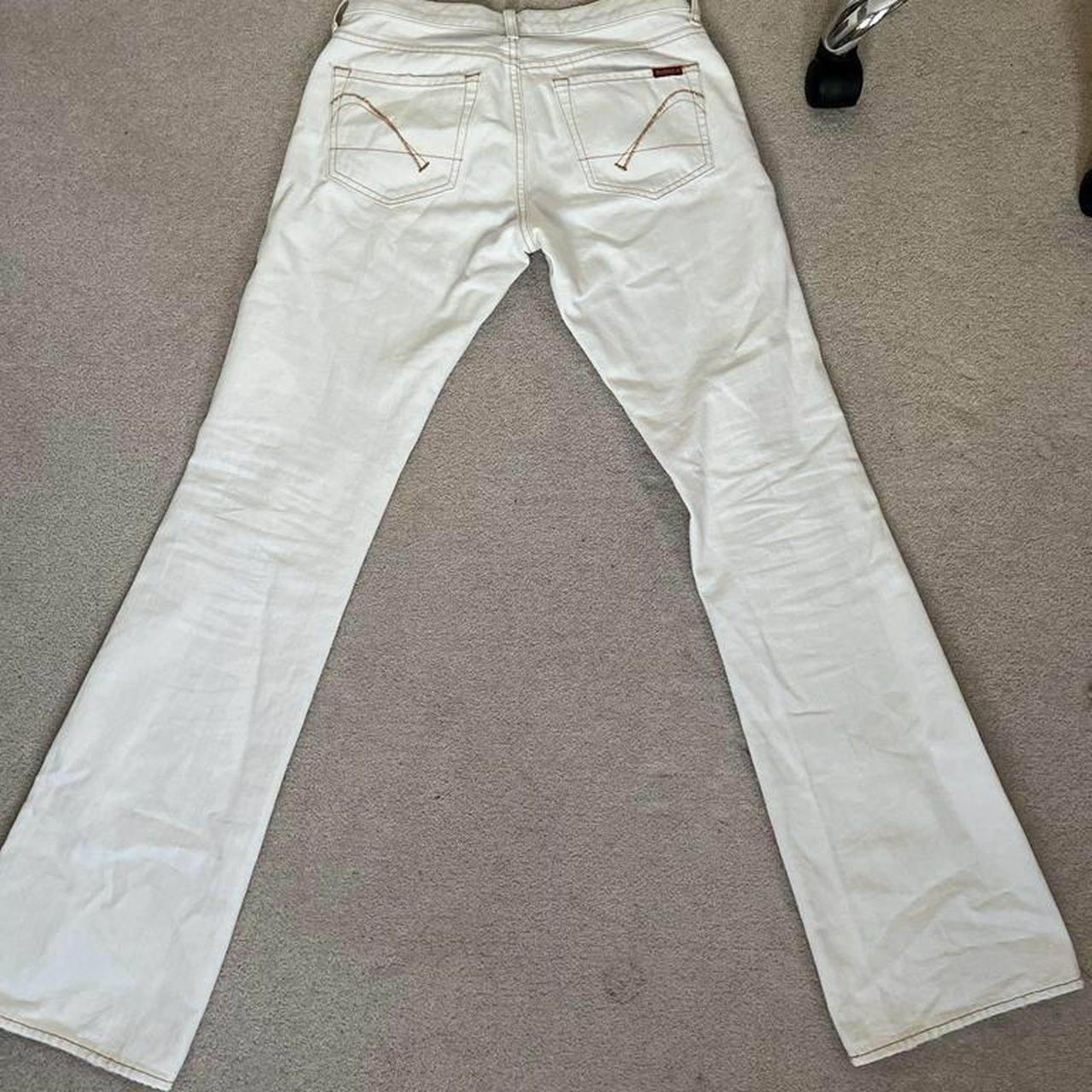 Cutest White Vintage Guess Jeans!! Low/Low-Mid-Rise... - Depop