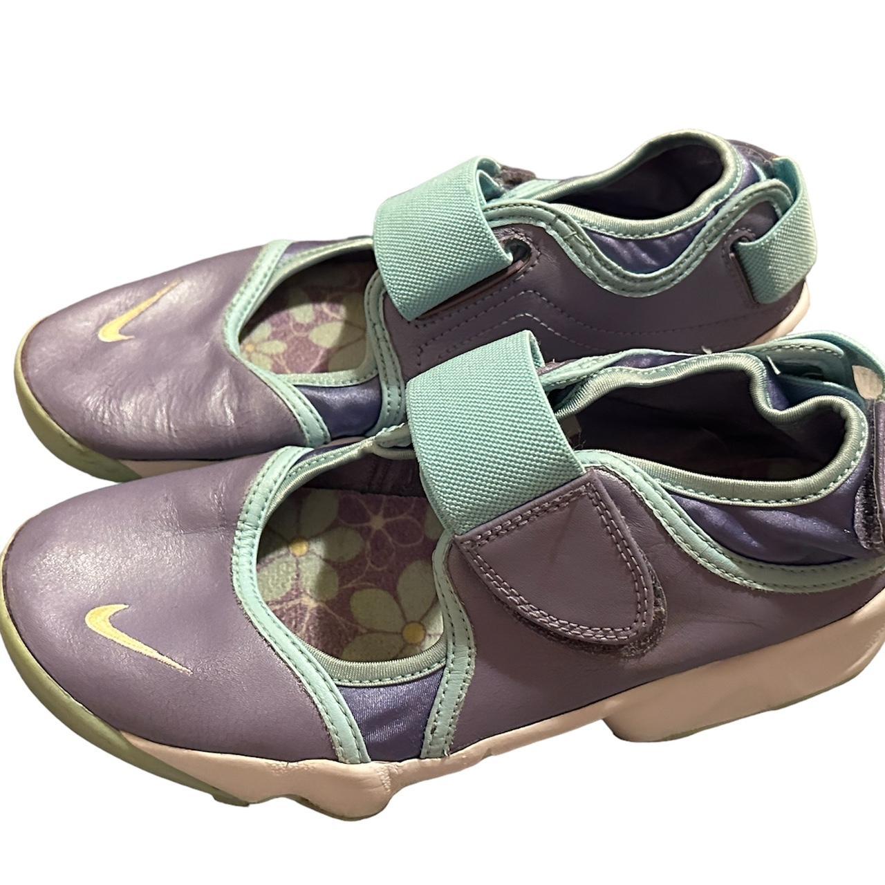 mary jane trainers nike