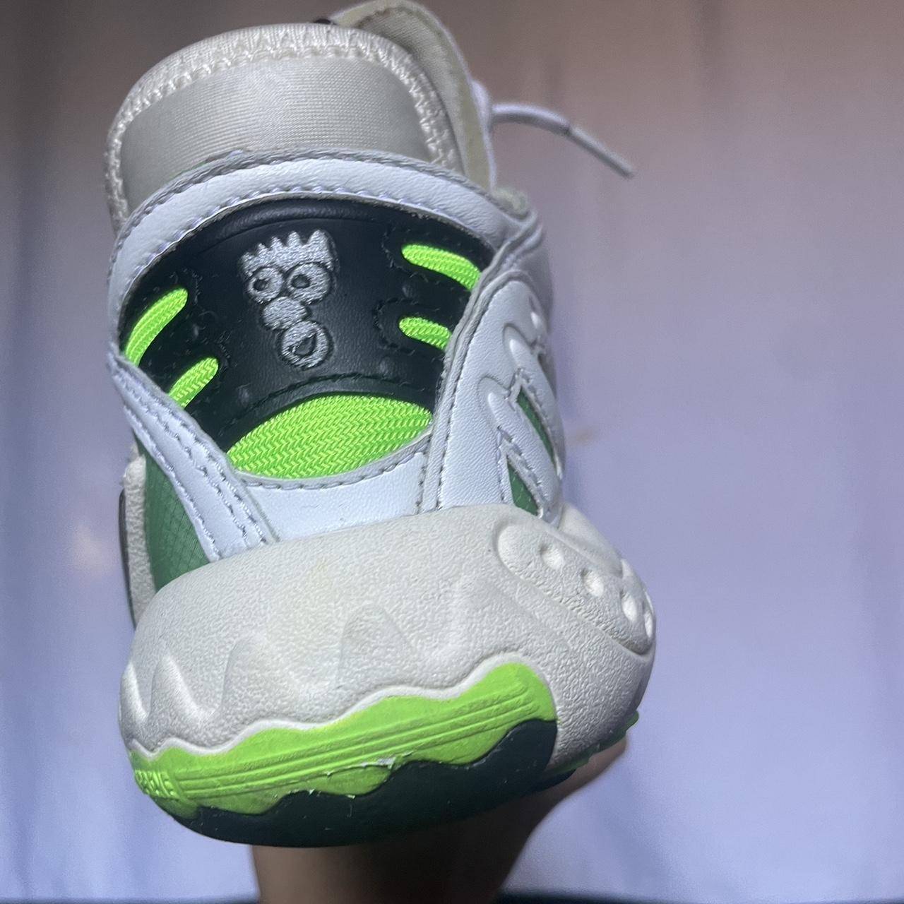 はる adidas ZX 8000 