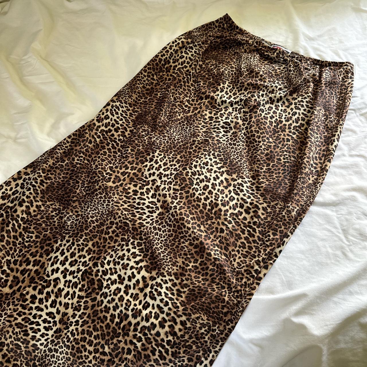 Vintage 90s animal print leopard print maxi skirt by... - Depop