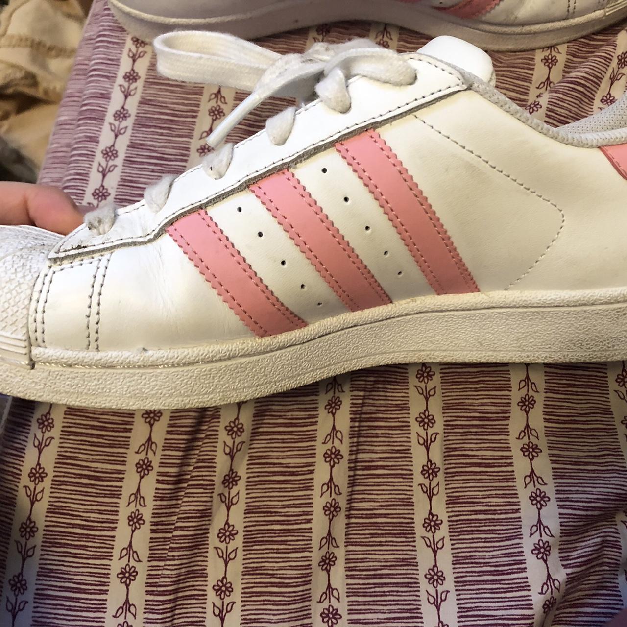 Adidas Women's Pink and White Trainers | Depop