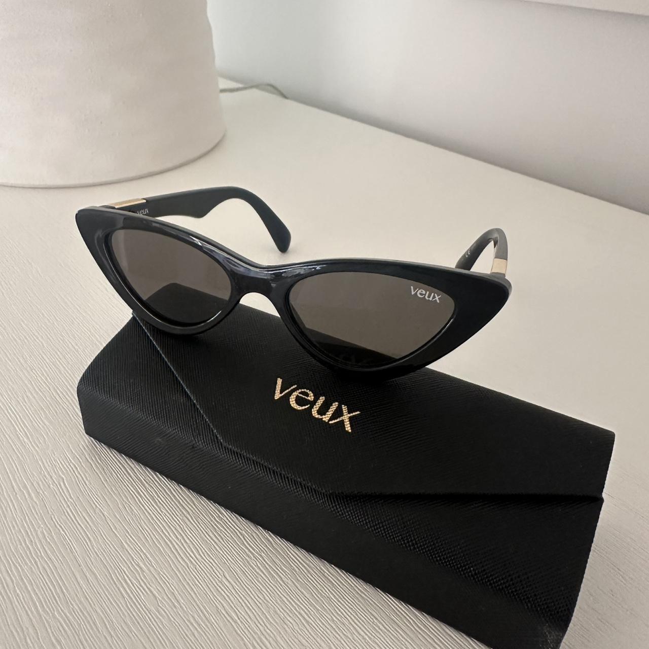 Veux black cat eye Barely Depop