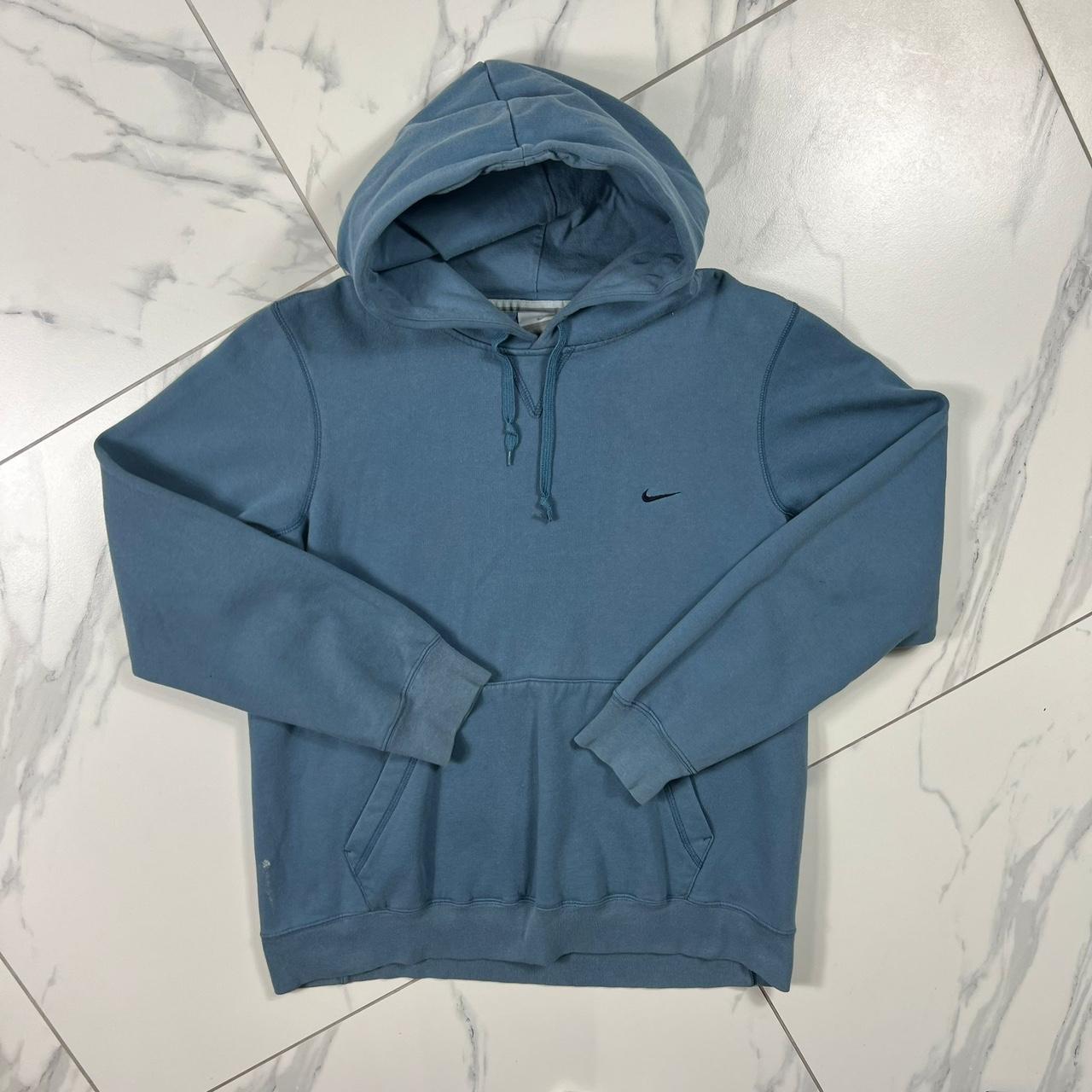vintage light blue nike sweatshirt