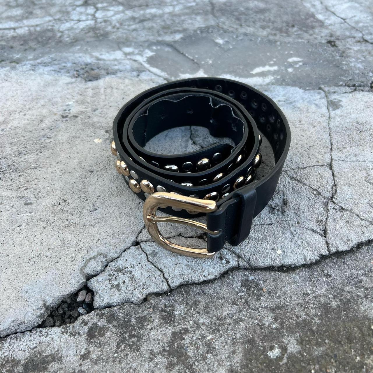 B.B. Simon Style Vintage Y2K Belt Item is in good | Depop B.B. Simon Style Vintage Y2K Belt Item is in good | Depop