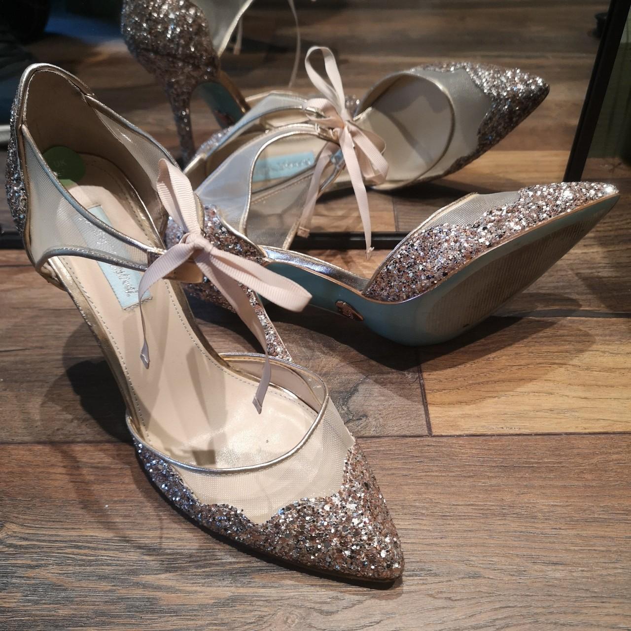 Blue by Betsey Johnson size wedding Depop