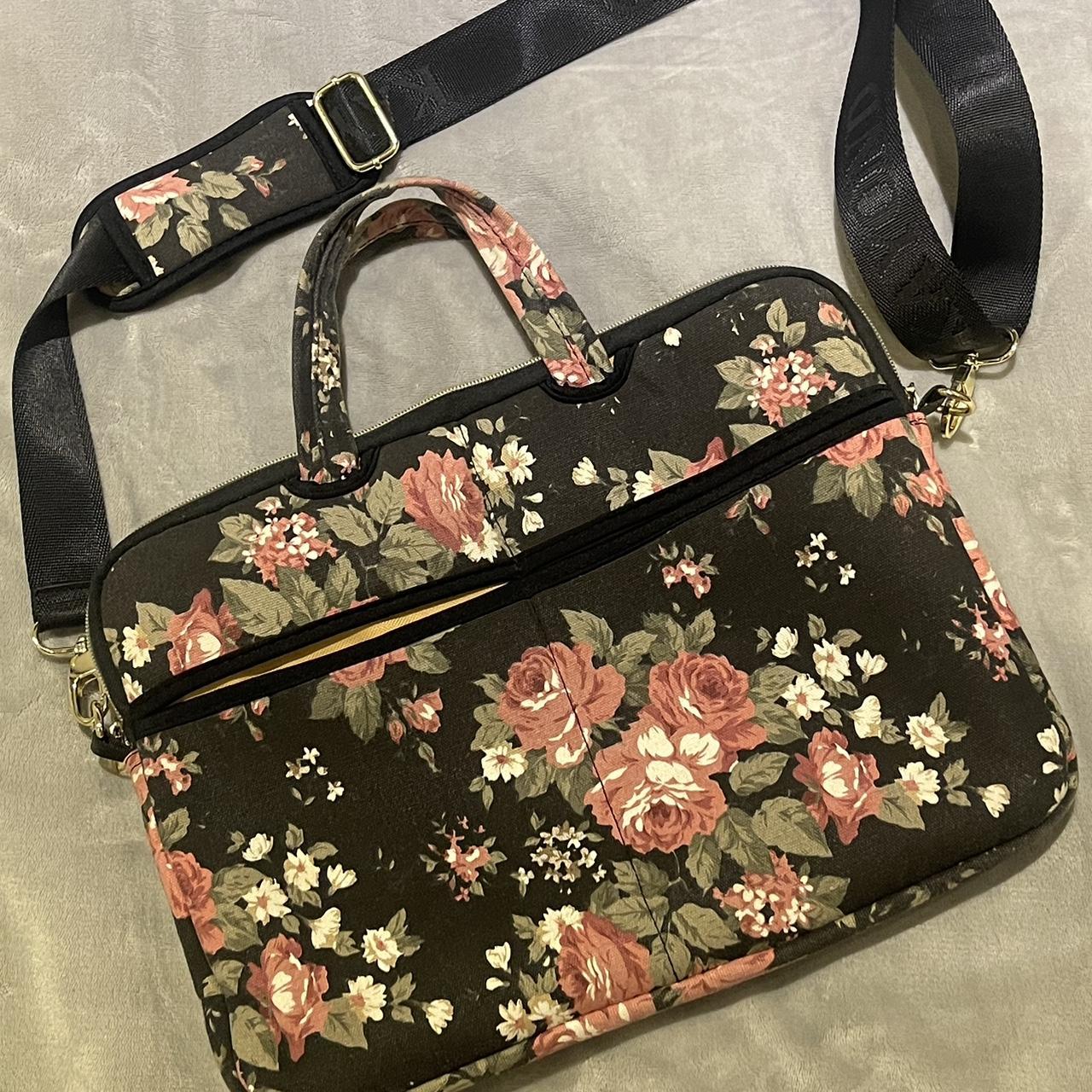 Floral laptop bag - Depop