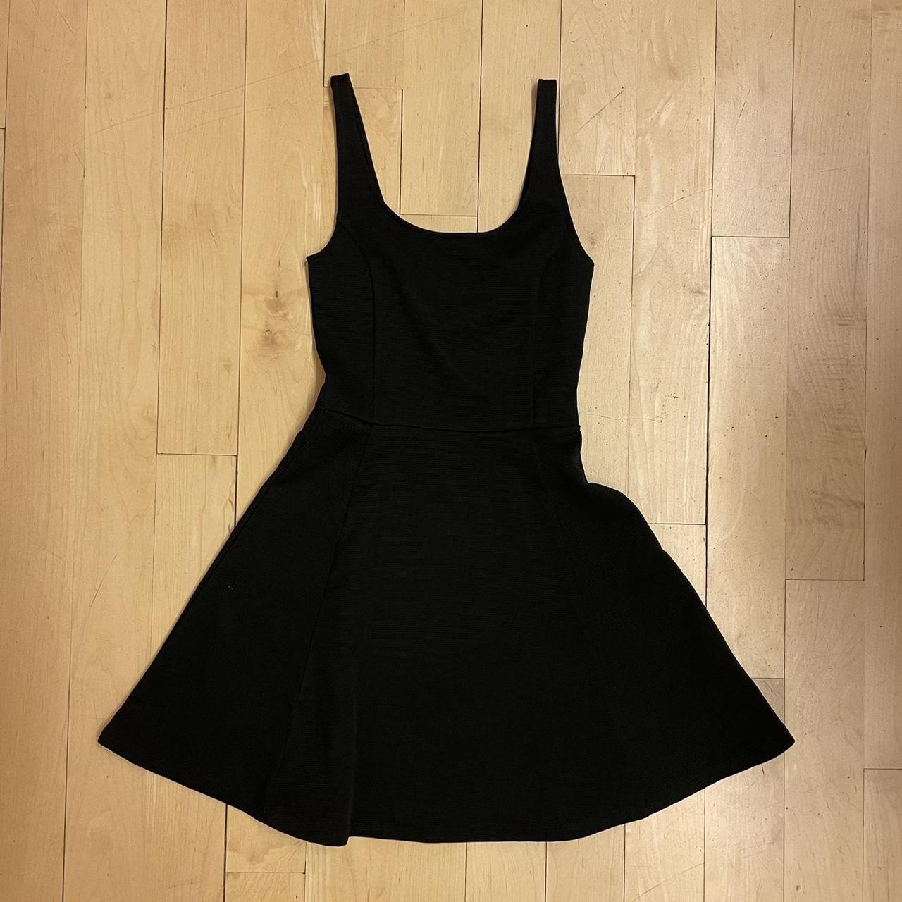 Forever 21 black skater dress hotsell