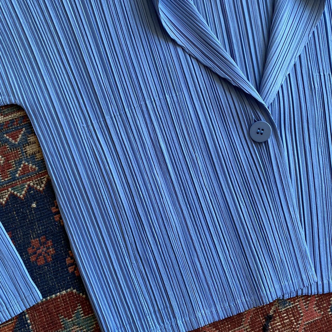 1990s Issey Miyake Pleats Please single button | Depop