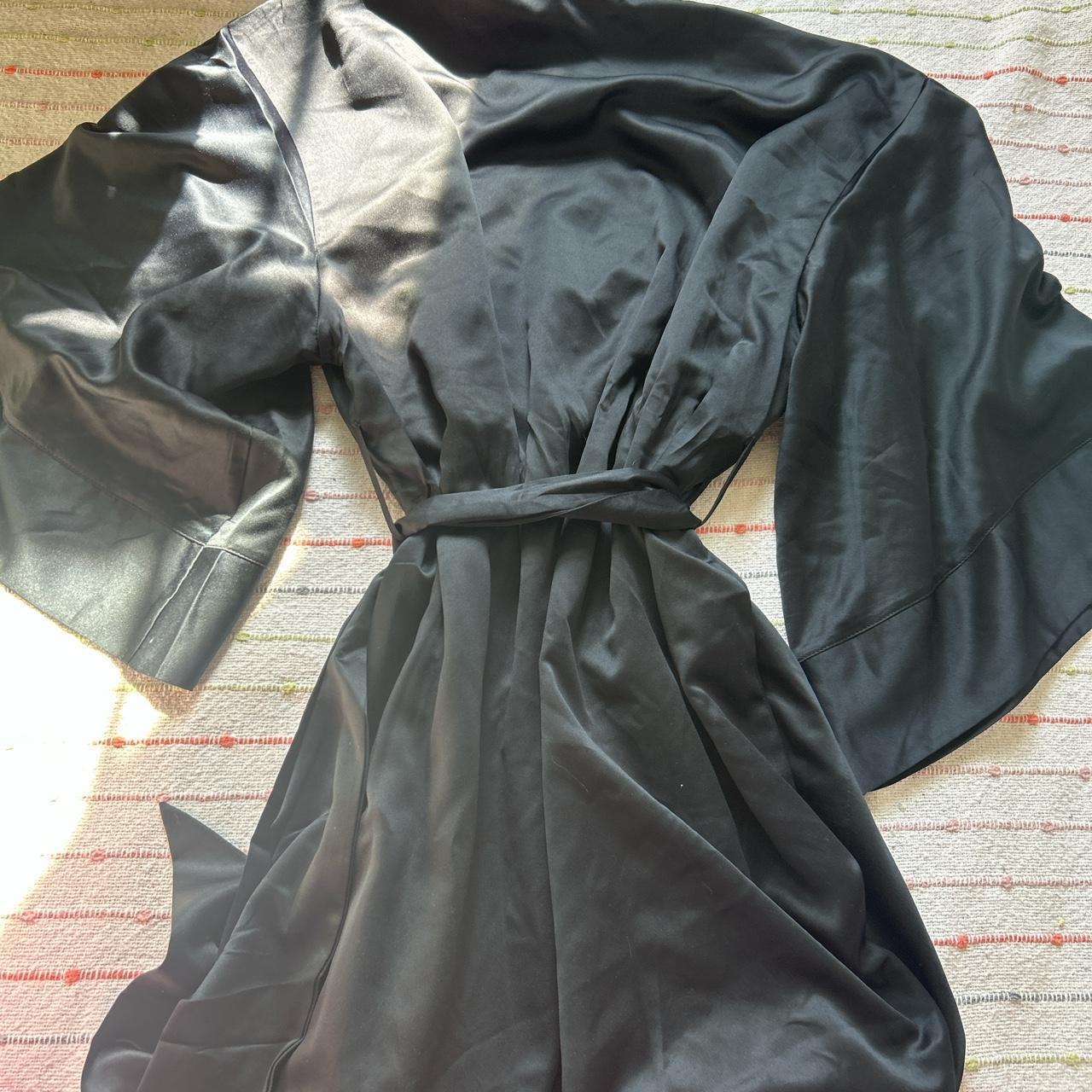 ThirdLove Women's Black Robe (5)