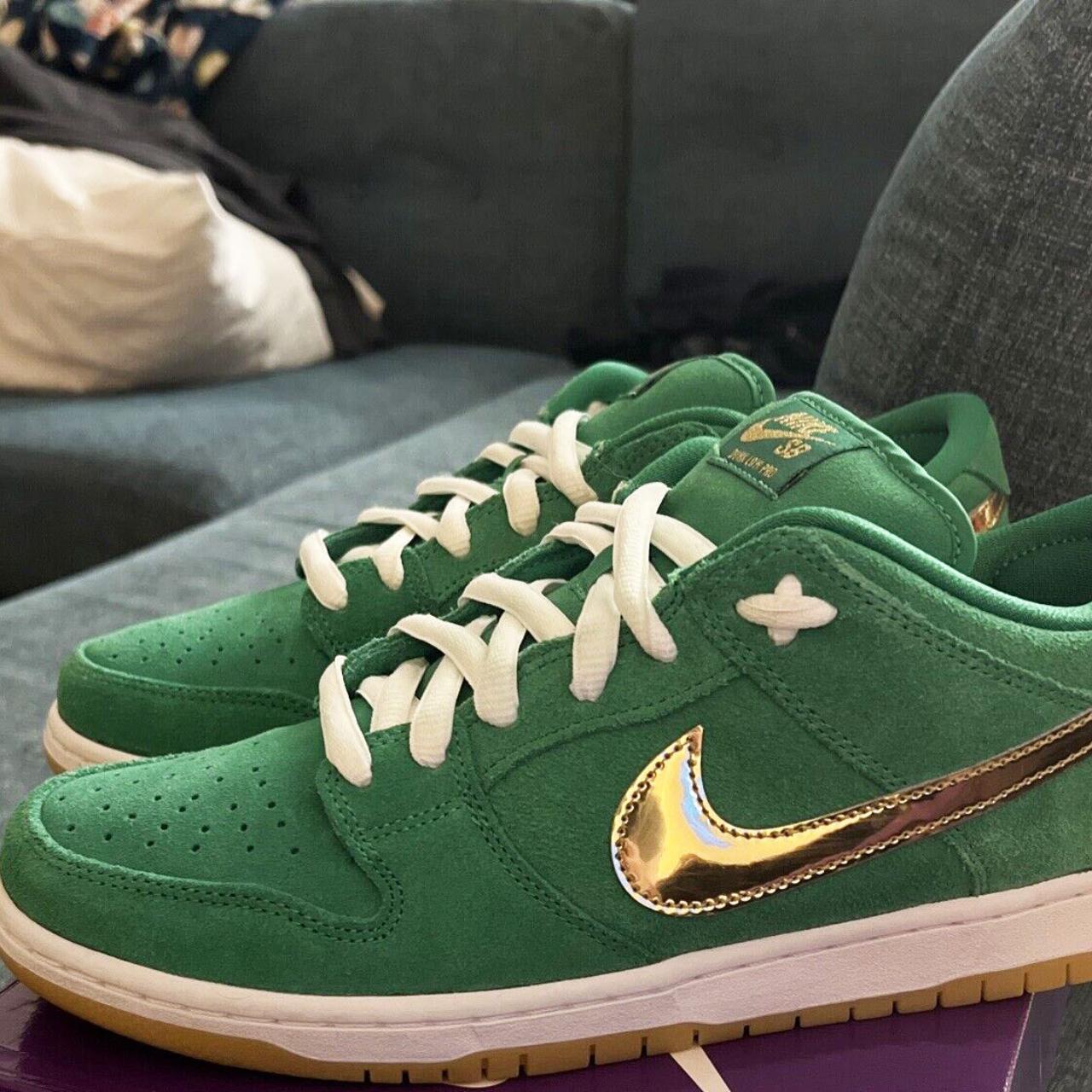 Women's nike hot sale sb trainers