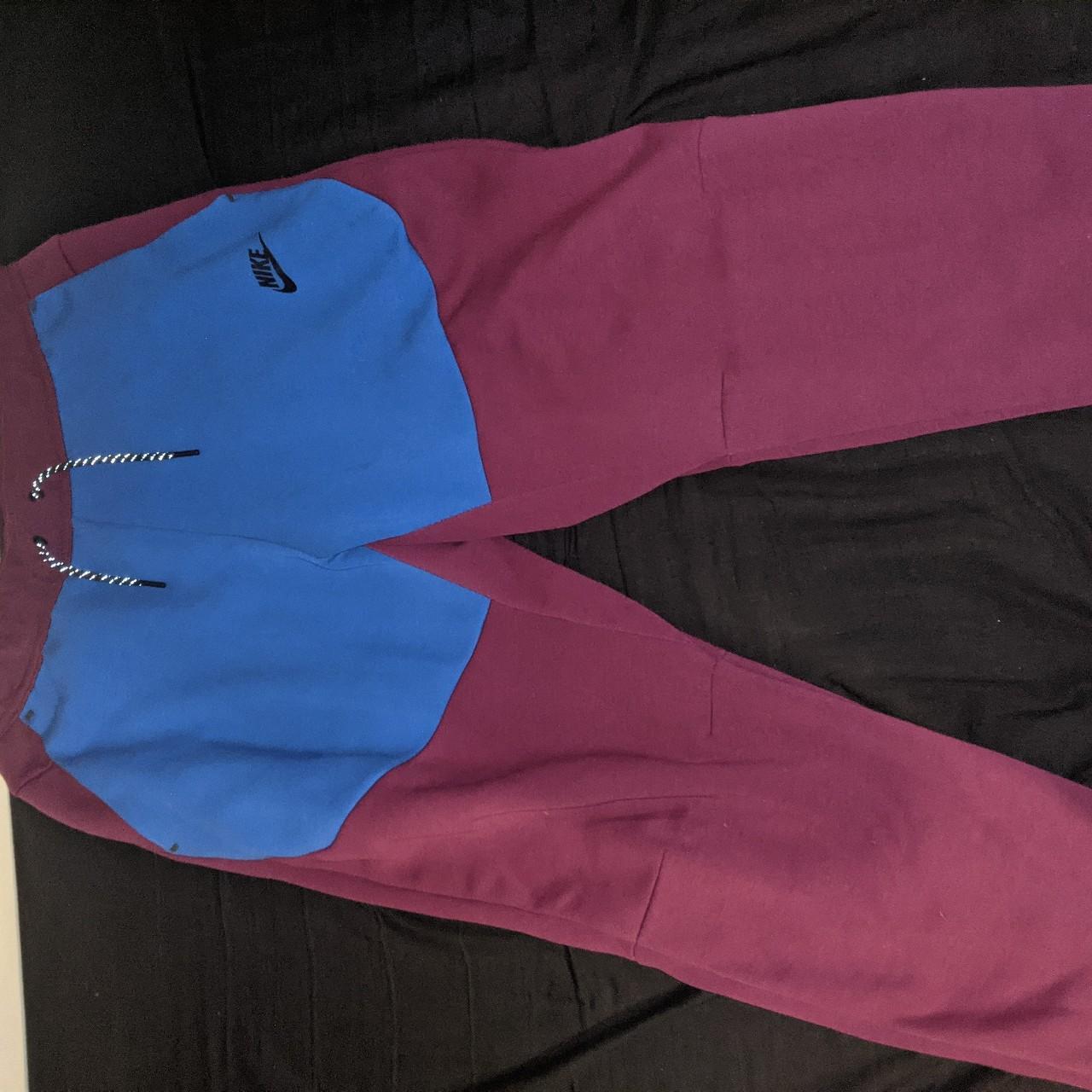 mens burgundy nike joggers
