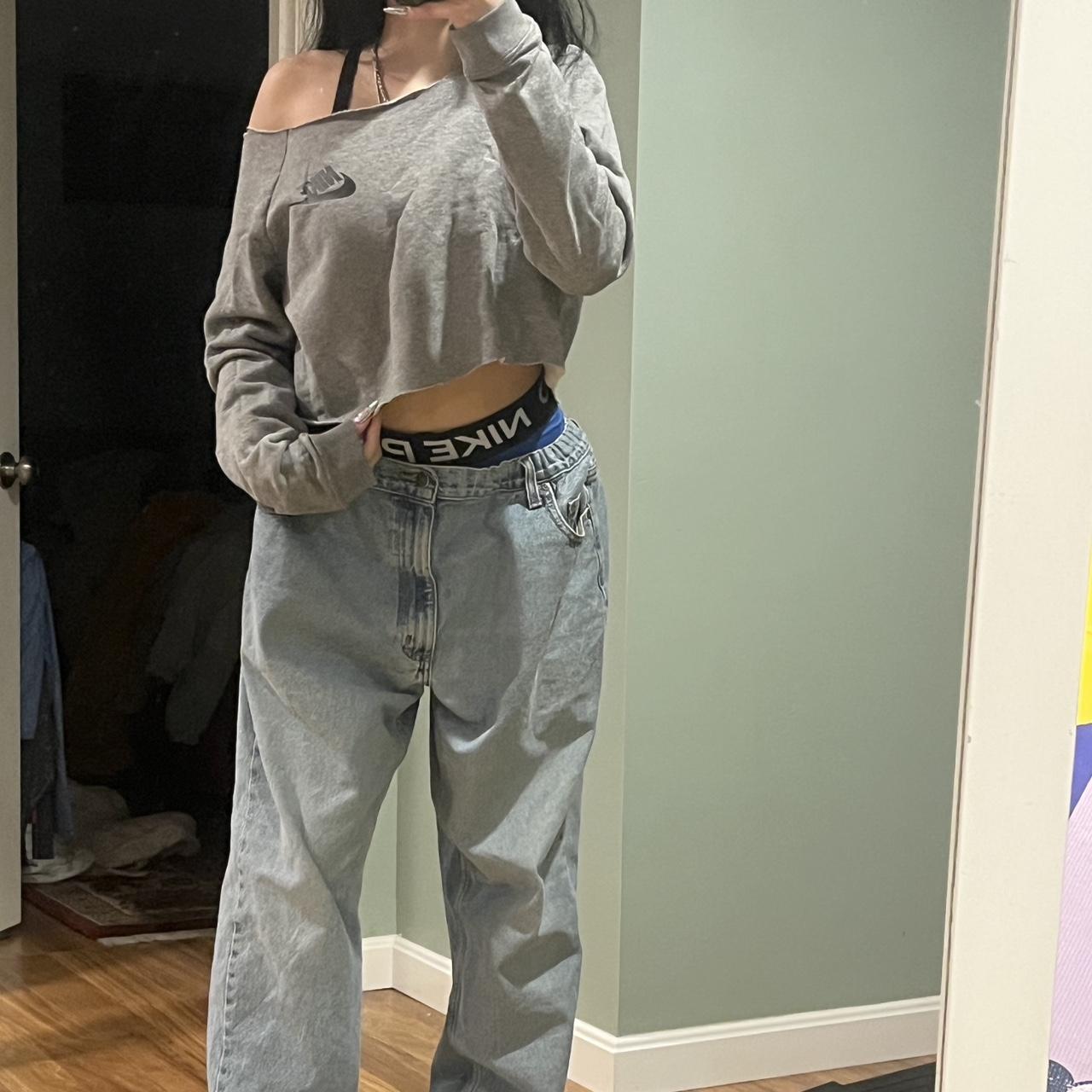 nike crewneck cropped