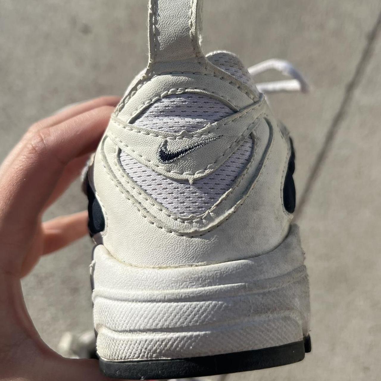 nikeshoes under 2000