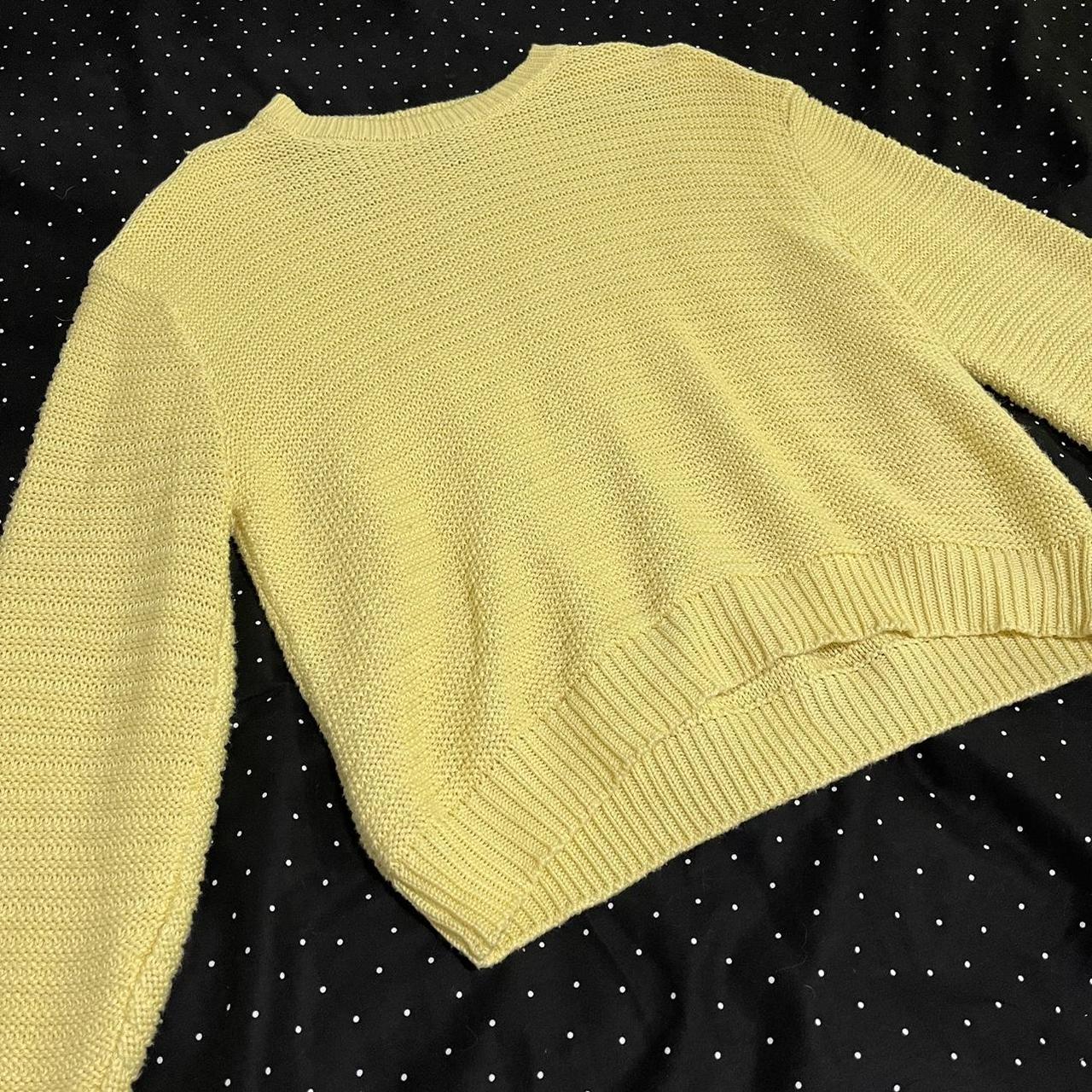 H&M Women's Jumper Depop