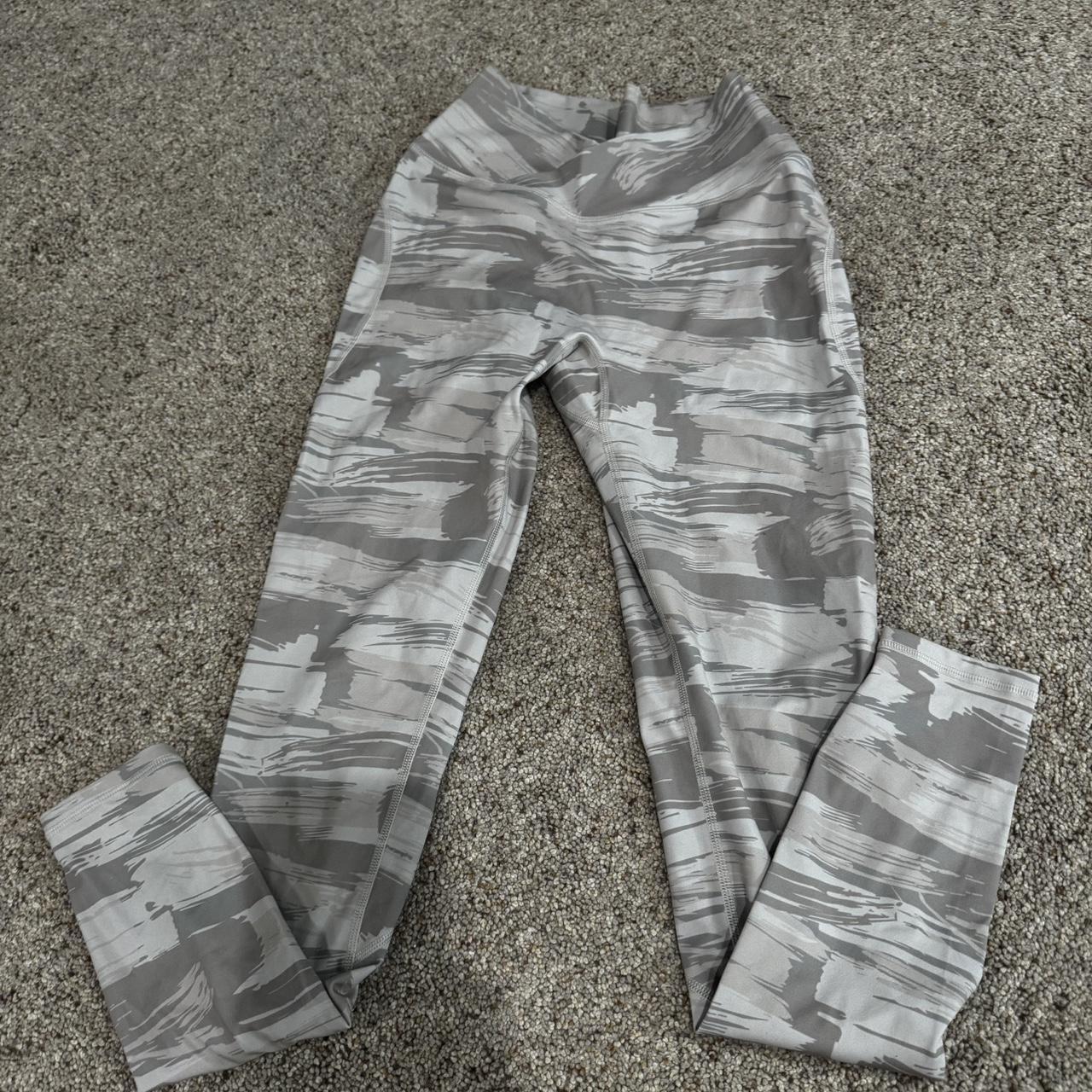 Alphalete grey crossover leggings - size - Depop