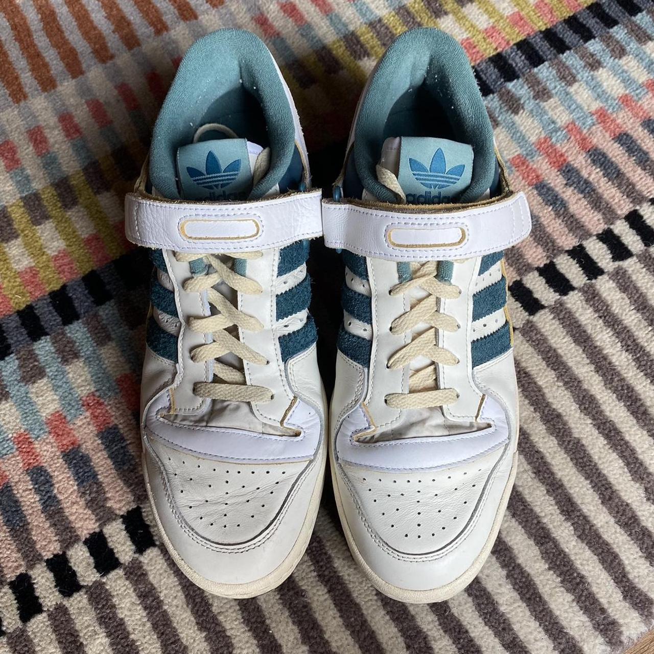 Adidas Men's White and Green Trainers | Depop