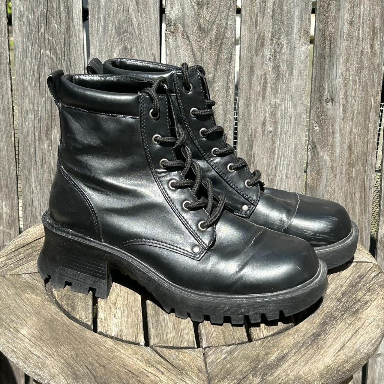 SNOOCHY SNOOCHY 90s mall goth grunge combat boots... - Depop