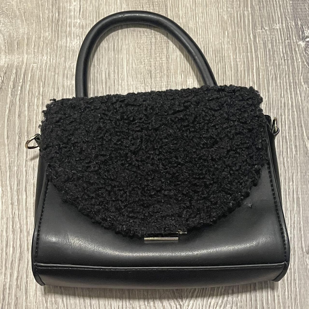 Steve Madden- black crossbody/ shoulder bag - Depop