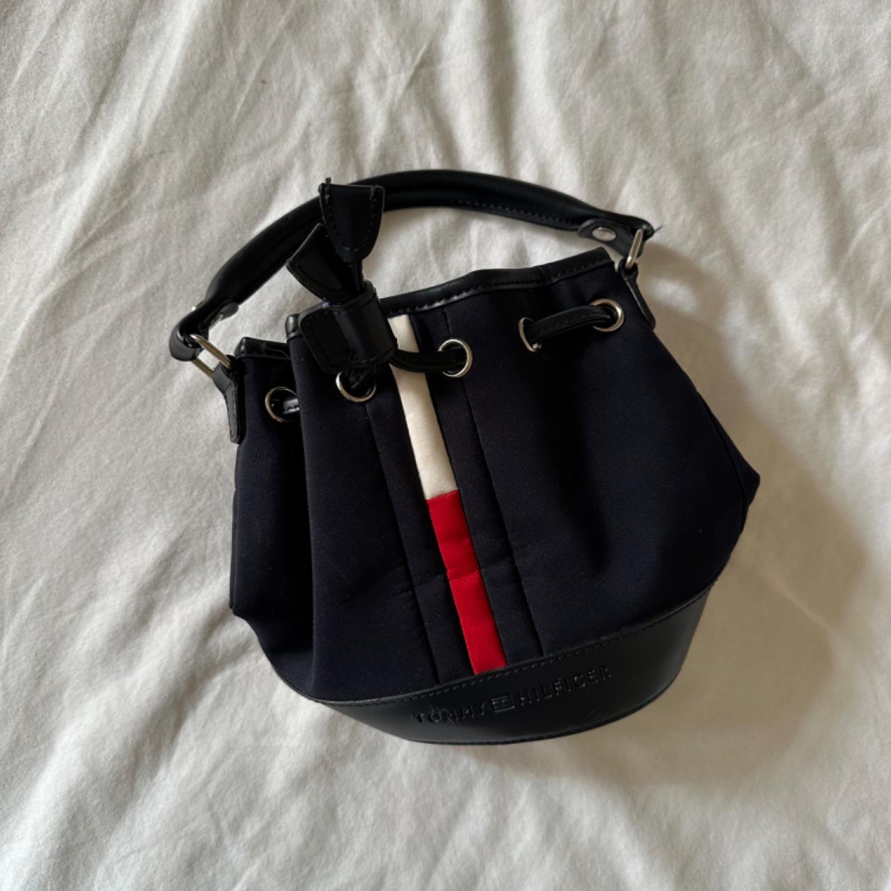 item listed by alexisjadepetri