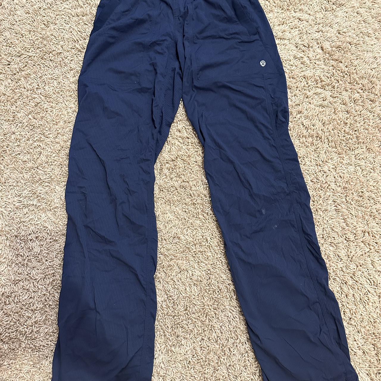 navy blue lululemon dance pants. i've had these for - Depop