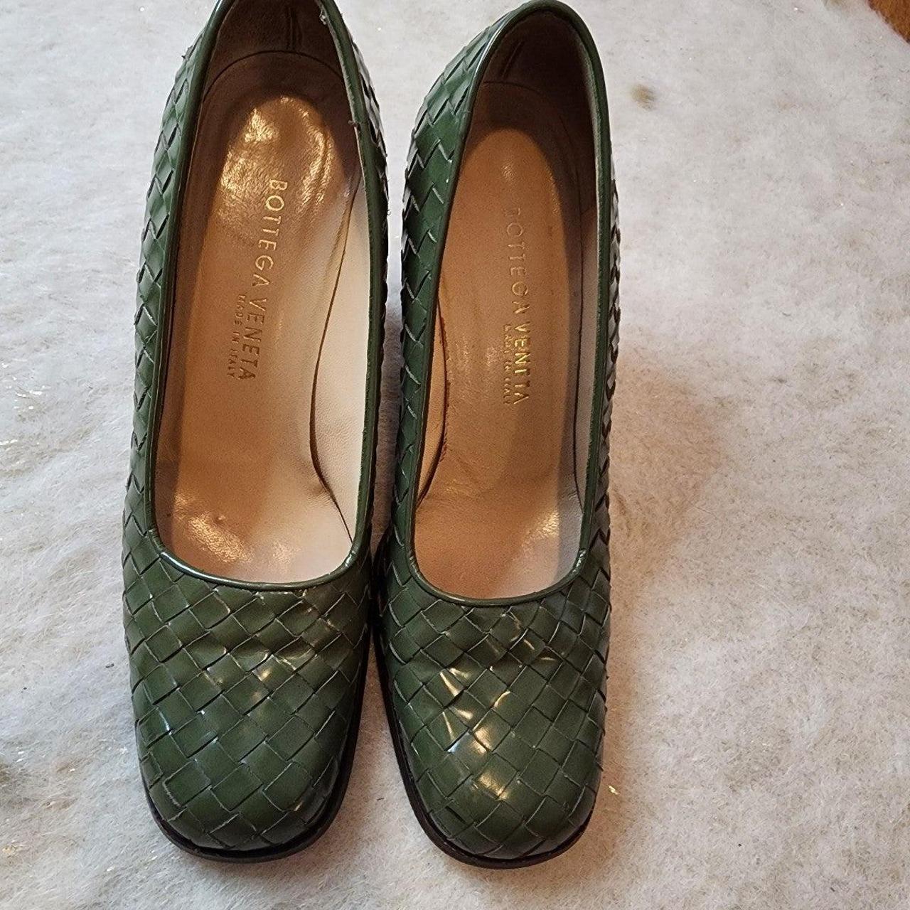 【送料&関税込】Bottega Veneta Dark Green Leather Sofia Pump Bottega Veneta Dark Green Leather Sofia Pumps | italist
