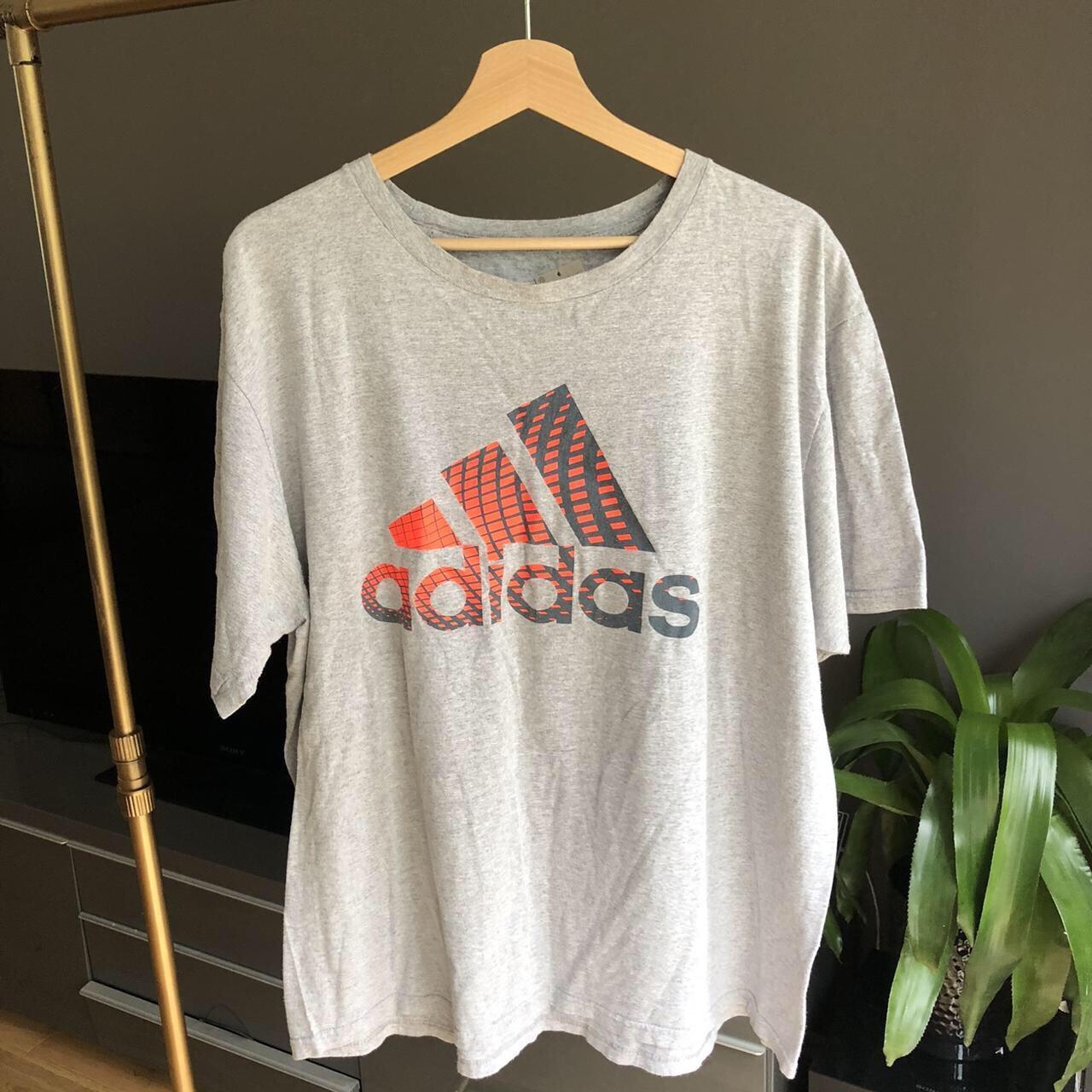 Adidas t shirt clearance urban