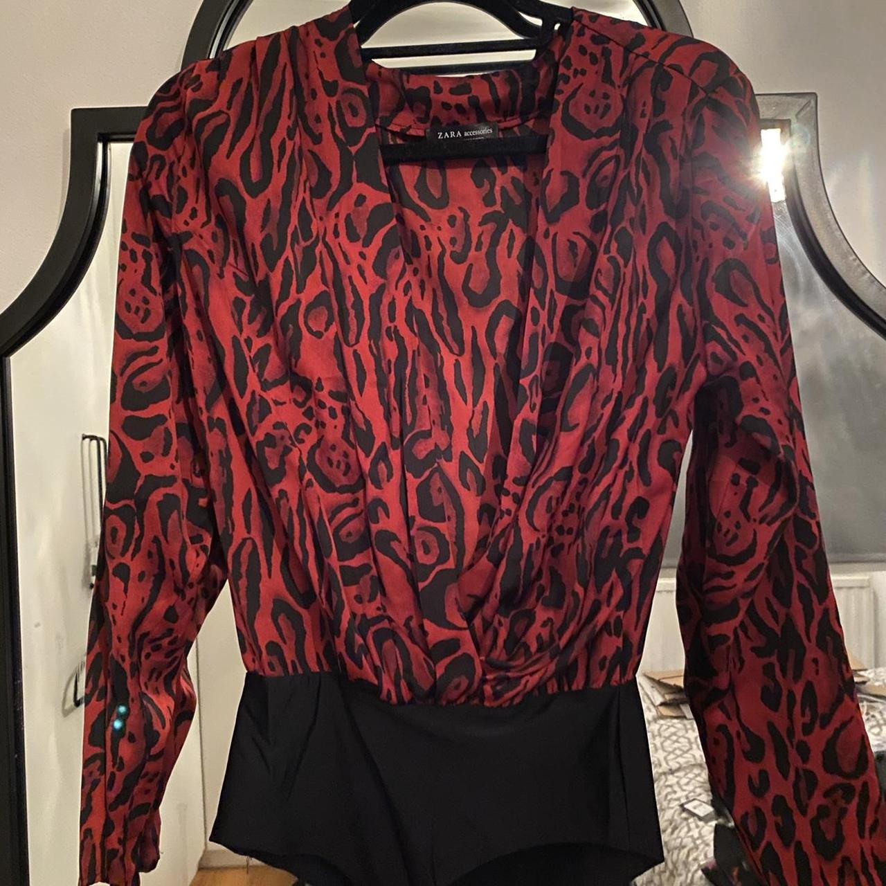 Zara Women's Black and Red Bodysuit Depop