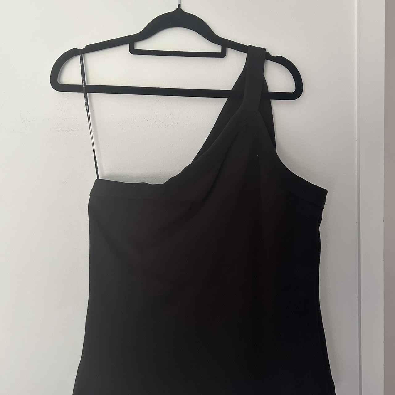 Country Road Size XL black one shoulder singlet top - Depop