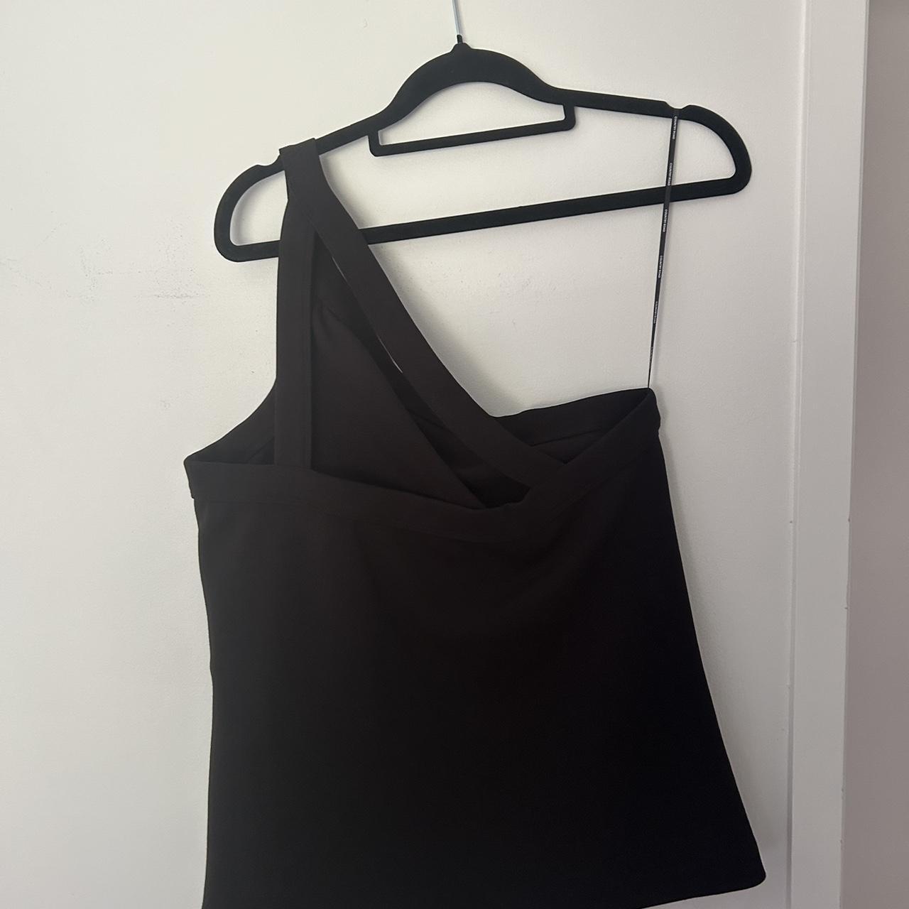 Country Road Size XL black one shoulder singlet top - Depop