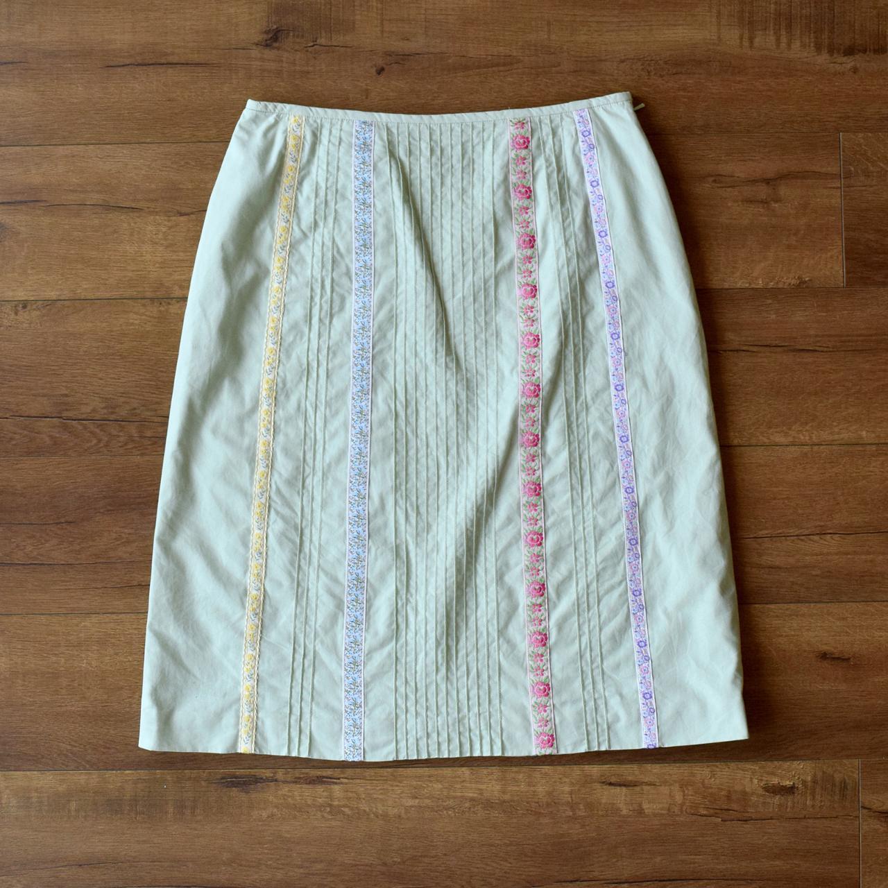 90s floral midi light green pencil skirt size... Depop